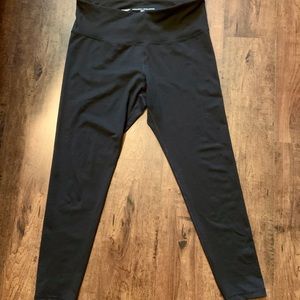 Old Navy High Waisted Elevate Leggings